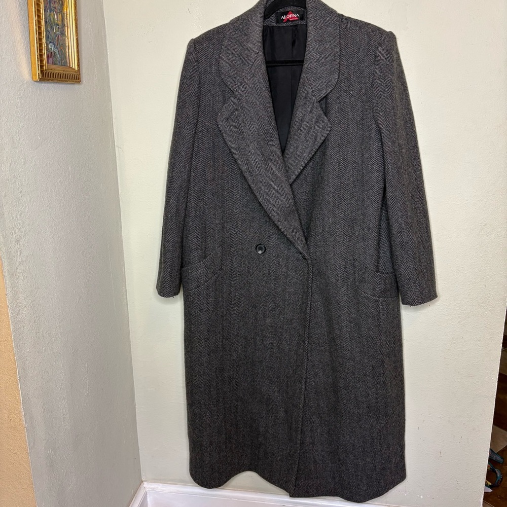 Vintage Alorna Men's Wool-Blend Herringbone Overcoat in Gray